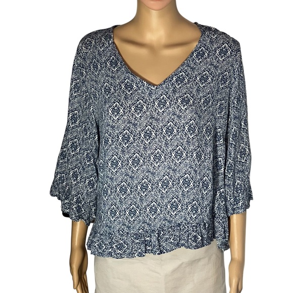 Cynthia Rowley Blue White Floral Top Blouse Ruffle 3/4 Length Sleeve Size M - Picture 2 of 5